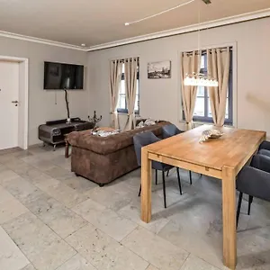 Cosel Palais Apartment