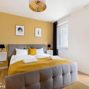 New! Pineapple Altstadt I Apartment